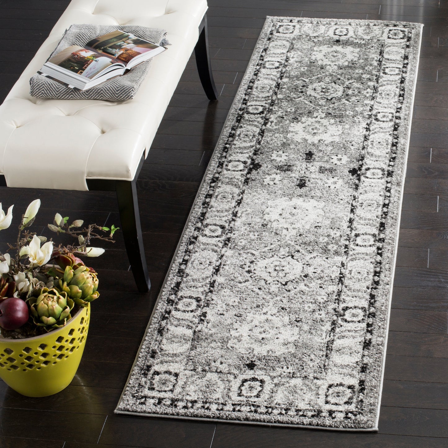 Tapis oriental traditionnel vintage Hamadan Bridget de SAFAVIEH