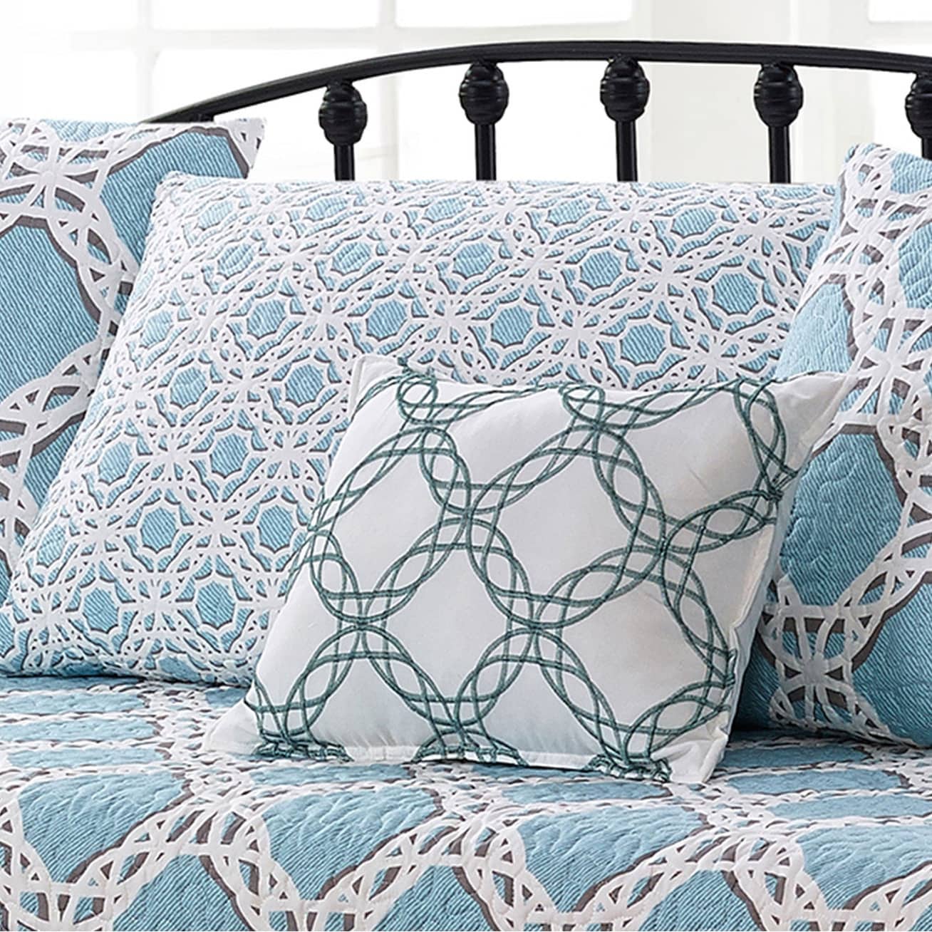 Ensemble de couvre-lit Serenta 6 pièces en mélange de coton pour lit de jour - 75 x 39