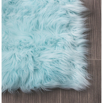 Tapis en fausse fourrure de mouton Silver Orchid Parrott