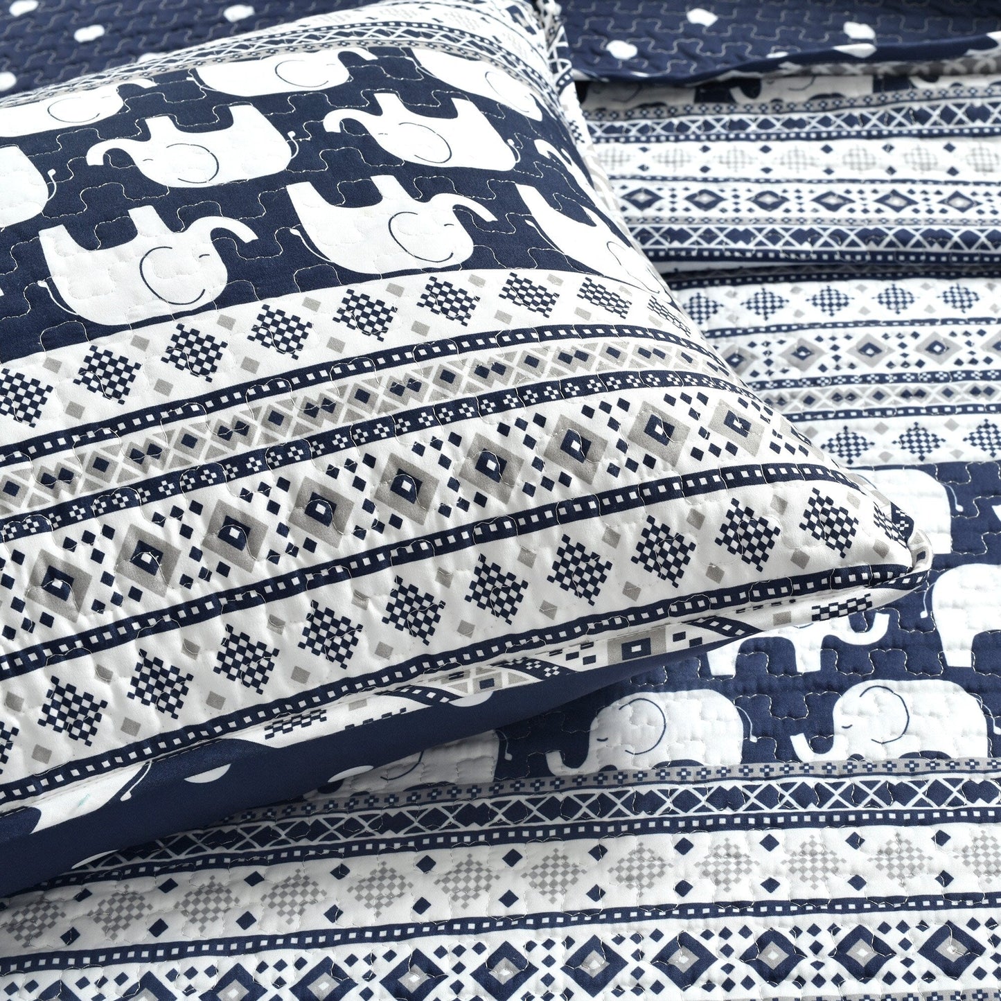 Ensemble de courtepointe 5 pièces Taylor &amp; Olive Ever-Tru à rayures éléphant