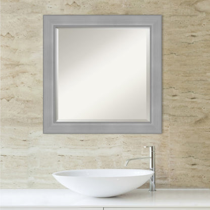 Miroir mural biseauté pour salle de bain - Cadre Vista en nickel brossé
